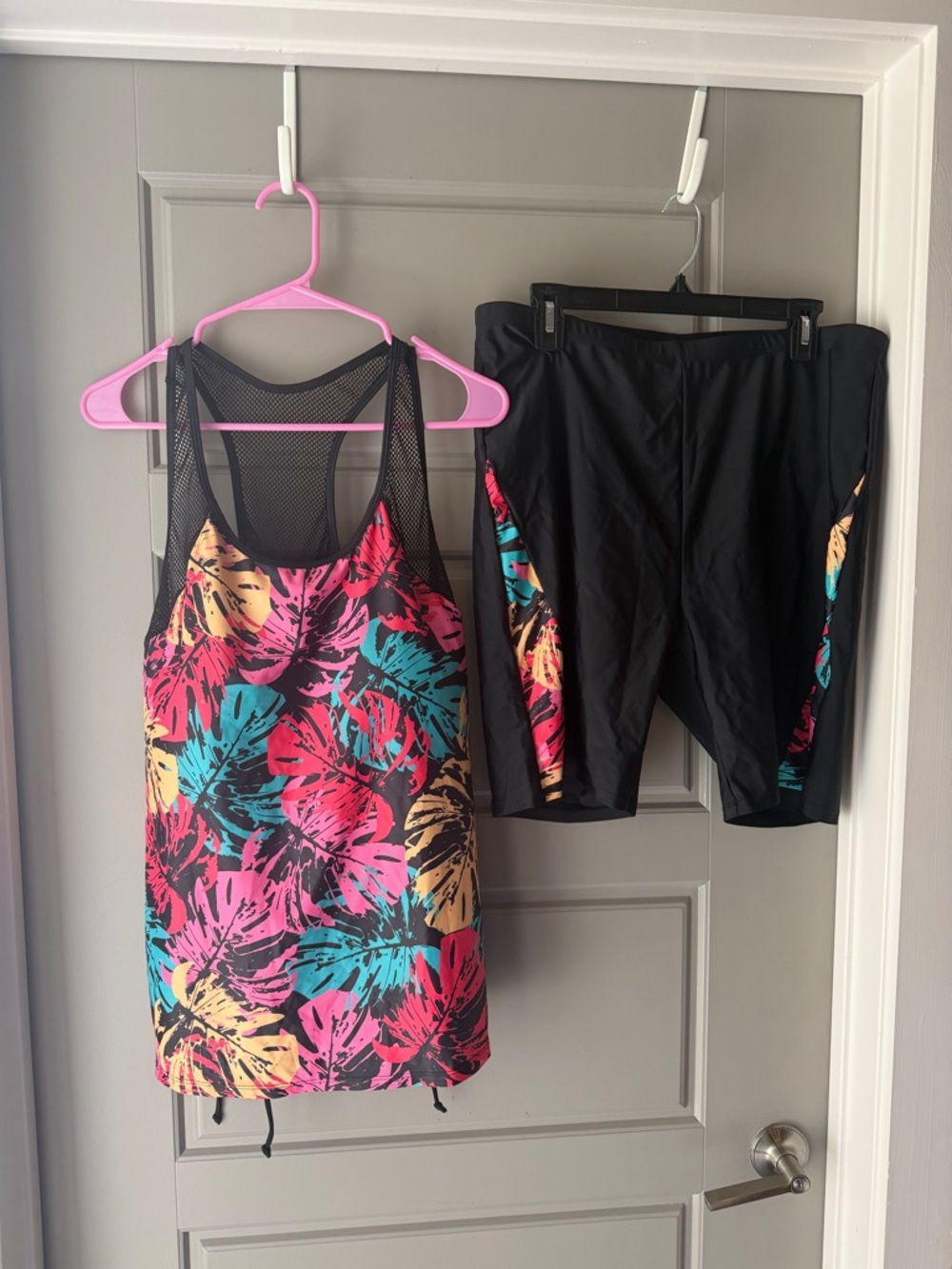 NWOT Black Tropical Print Tankini Top and Swim Shorts - Pink/Teal/Yellow